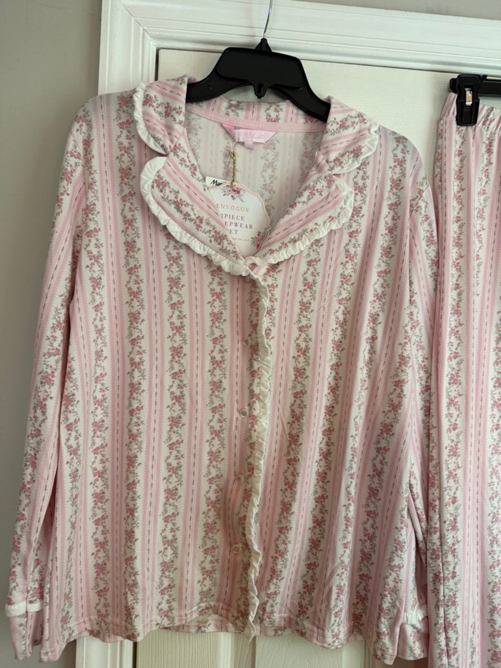 NWT Envogue Pink Floral 2-Piece Sleepwear Set - Picture 2 of 6